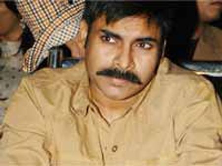 సంక్రాంతి సంబరాలకు సిధ్ధమవుతున్న స్టార్ హీరోలు..!