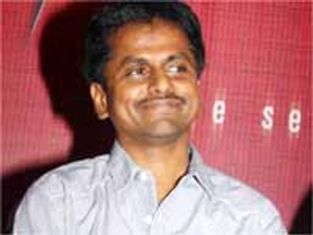 మణిరత్నం దగ్గర అసెస్టెంట్ గా చేస్తా...మురగదాస్