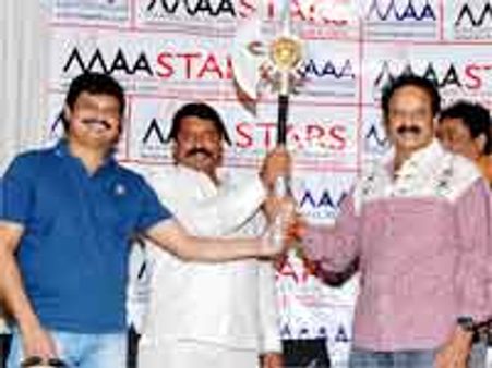 బాలయ్య 'సింహా' గొడ్డలి మంచి రేటే పలికింది