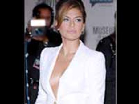 ఆ విషయంలో నాకు స్పూర్తి ఏంజిలినా జోలి...!