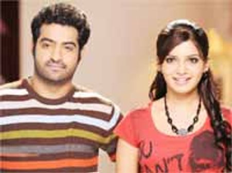 జూ.ఎన్టీఆర్ వికృతంగా, అసభ్యంగా... వీహెచ్‌పీ