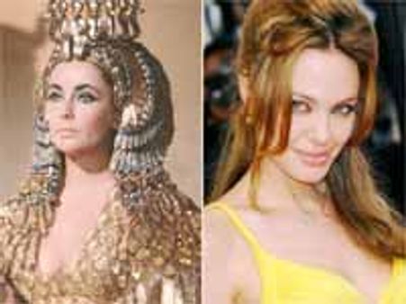 ఆ పాత్రలో ఆమె చాలా హాట్ గా కనిపిస్తుంది..!