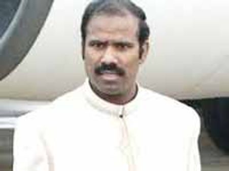 నాగార్జున దర్శకుడు ప్రస్తుతం కెఎ పాల్ హీరోగా...