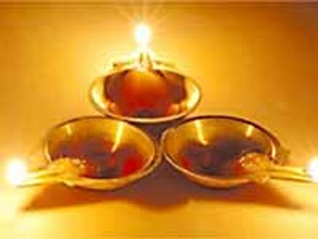 దీపావళికి కానుకగా నవంబర్ -2010 రిలీజుల లిస్టు..