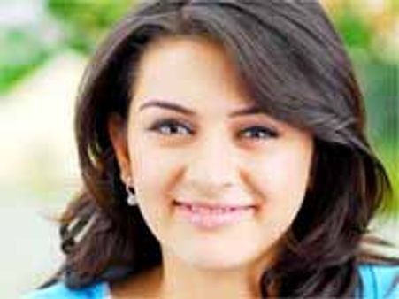 హాట్ హన్సిక తెలుగులో రీఎంట్రీ ఆ హీరోతో...