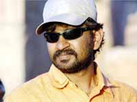 వెంకటేష్ కన్నా చిరంజీవికే రాజమౌళి ప్రయారిటి