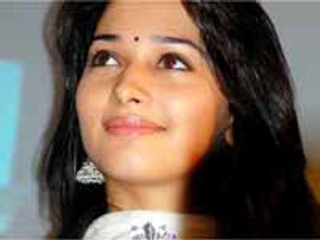 తమన్నా ఇంకా ప్రేమలో పడలేదట, పడితే అంతేనట