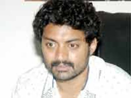 తమ్ముడు ఎన్టీఆర్ ఓ సలహా ఇచ్చాడు...కళ్యాణ్ రామ్