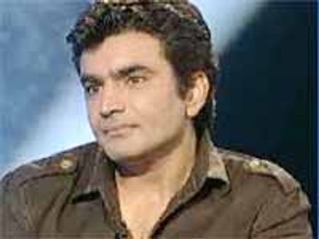 గర్ల్ ఫ్రెండ్ శ్రద్ధ శర్మపై దాడి చేసిన నటుడు రాజా చౌదరి