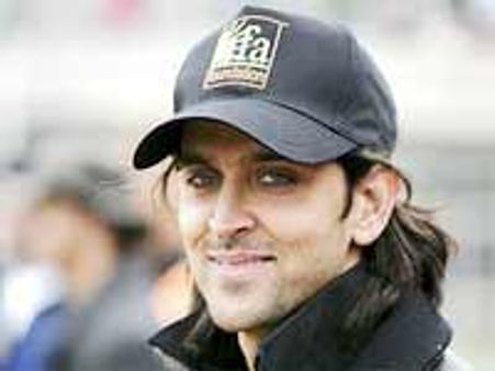 మందులు వికటించి ఆసుపత్రిలో చేరిన హృతిక్‌ రోషన్