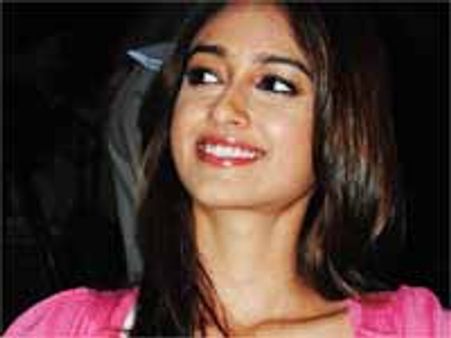 ఆ సినిమా చేయటం కోసం ఆతృతగా ఉన్నా...ఇలియానా