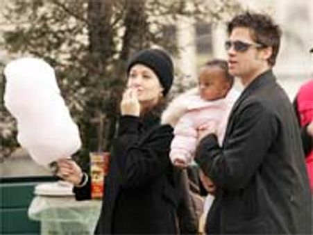 పిల్లలతో పారిస్ షాపింగ్ చాలా ఆనందంగా ఉందంటున్న సూపర్ స్టార్..