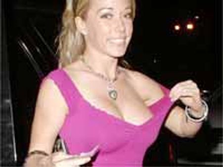 ప్రెగ్నెన్సీ తర్వాత నేను తిరిగి యధాస్దానానికి వచ్చాను కావాలంటే చూడండి..