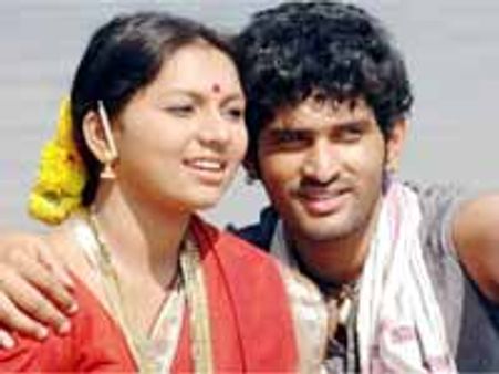 '1940లో ఒక గ్రామం' చిత్రానికి రూ. 30 లక్షల ప్రోత్సాహం