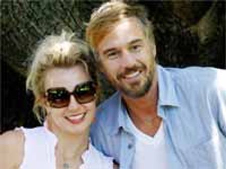 రోమాంటిక్ ట్రిప్పు ద్వారా తనలోని ప్రేమను తెలియజేసినటువంటి హీరో..