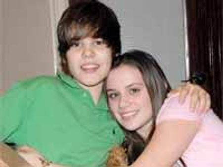 నేను ఆమెను ముద్దు మాత్రమే పెట్టుకున్నాను, ఆమెతో డేటింగ్ చేయలేదు..