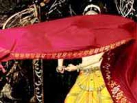 చంద్రముఖి మళ్ళీ వచ్చింది (నాగవల్లి ప్రివ్యూ)