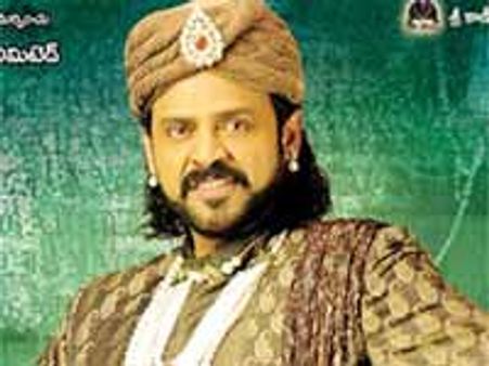 ఆ గెటప్ ప్రకృతి కార్యాలకు అడ్డొచ్చింది: వెంకటేష్