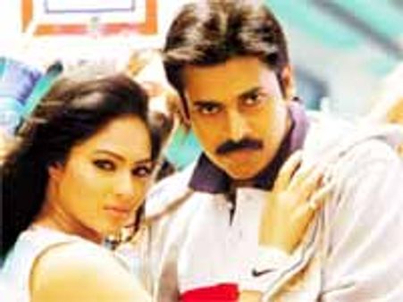 పవన్ కళ్యాణ్ తో చేయడం వల్ల అదృష్టం కలసిరావటం లేదు...