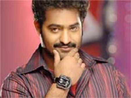 పవర్ స్టార్ పవన్ కళ్యాణ్ తర్వాత జూ ఎన్టీఆర్ తోనే హవా...