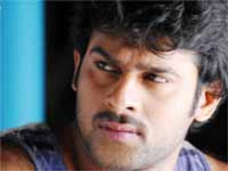 చర్చల్లో వచ్చిన పాయింట్ తోనే ప్రభాస్ సినిమా