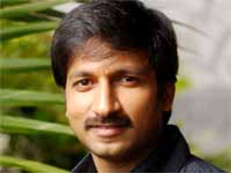 యాక్షన్ హీరో లవర్ బోయ్ గా అమ్మాయిల మనస్సు కొల్లగొడతాడా...?