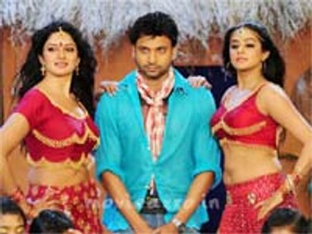 మనసంతా నువ్వే దర్శకుడు తాజా చిత్రం లేటెస్ట్ ఇన్ఫో