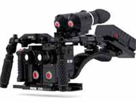 లేటు వయస్సులో ఘాటు శృంగారానికి సిద్ధమైన తెలుగు నిర్మాత..!!