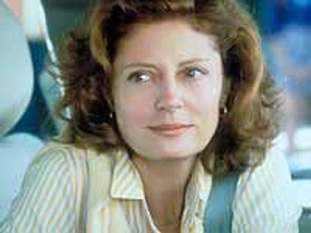 భర్త నుండి విడిపోవడానికి కారణం ఆయనతో ఉన్న అక్రమ సంబంధమే