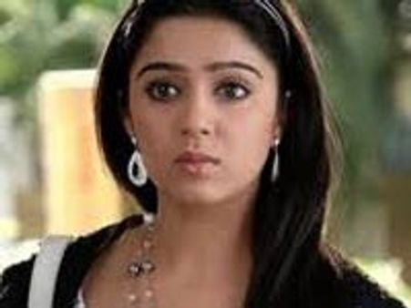 ఛార్మి నే కంటిన్యూ చేద్దామనుకుంటున్న రామ్ గోపాల్ వర్మ