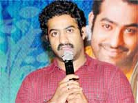 జూ ఎన్టీఆర్, సురేంద్ర రెడ్డి ల కాంబినేషన్ చిత్రం లేటెస్ట్ ఇన్ఫో