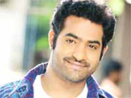 జూ ఎన్టీఆర్ కమల్ హాసన్ కూతురు శృతి హాసన్ తో రొమాన్స్...