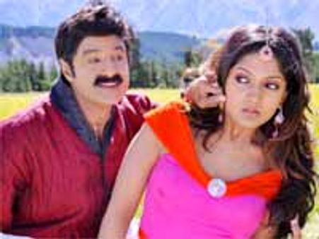 బాలకృష్ణ 'పరమ వీర చక్ర' చిత్రంలో సెన్సార్ కట్స్ ఏమిటంటే...