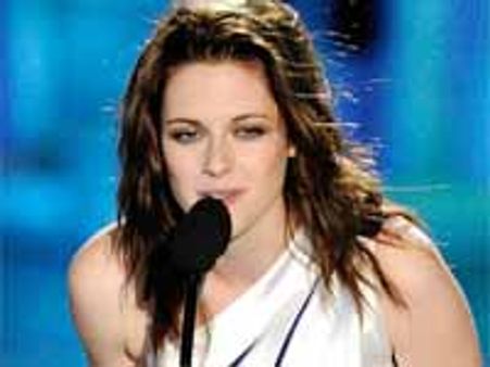 సినిమా మొత్తానికి ఆముద్దు సీనే హైలెట్‌గా నిలుస్తుందన్న హీరోయిన్