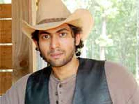 వెంకటేష్ 'బొబ్బిలి రాజా' రీమేక్ కు సన్నాహాల