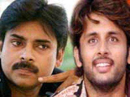 పవన్ కళ్యాణ్ తో నటించినాలని హీరోయిన్సే కాదు హీరోలక్కూడా పోటీయే...