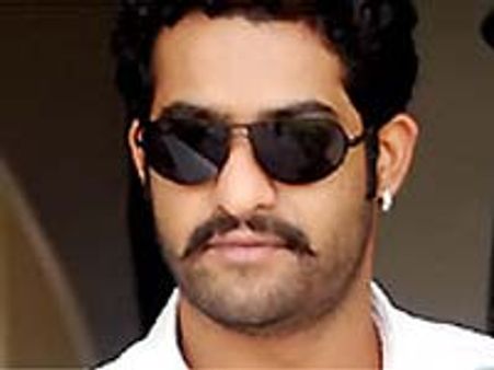 మగధీర, అరుంధతి లా హంగామా చేయనున్న జూ ఎన్టీఆర్ ‘శక్తి’..!?