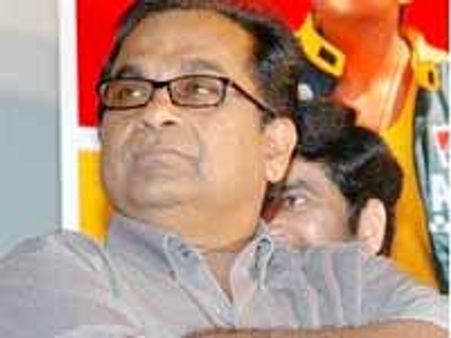 అవమానిస్తే ఊరుకోమంటూ బ్రహ్మానందం కు హెచ్చరిక