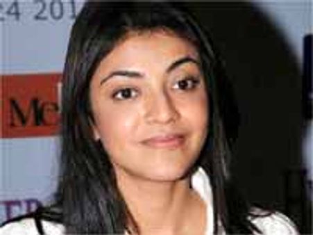 డార్లింగ్ కి బాలీవుడ్ లో కూడా నెం 1 ప్లేస్ ఖాయం అంటున్న ఫ్యాన్స్...