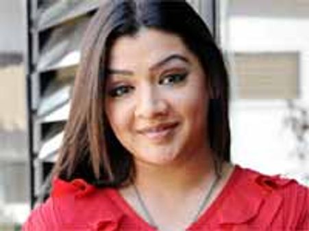 అలాంటి సినిమాలకు కూడా రెడీ అయిన ఆర్తి అగర్వాల్