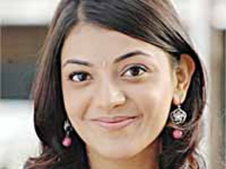 కాజల్ కి హీరోలతో మంచి రాపో ఉండబట్టే...