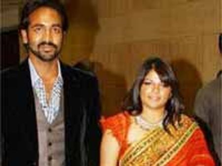 మోహన్ బాబు కుటుంబంలో మొదలైన కలహాలకు కారణం కూతురేనా.?