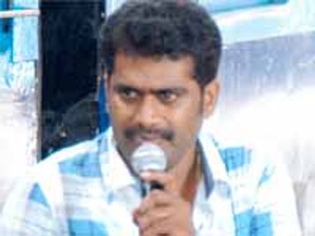 'అహనా పెళ్ళంట' దర్శకుడు వీరభద్రంతో మాట్లాడతారా?