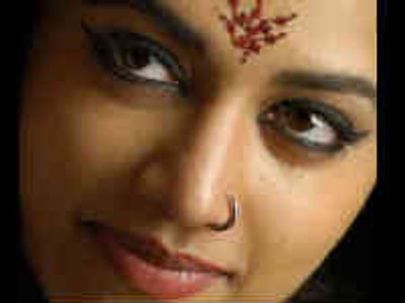 జూ ఎన్టీఆర్ సెక్సీ హీరోయిన్ కొత్త అవతారం...!?