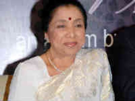 మాయీ సినిమాలో నటించనున్న గాయని ఆశాభోస్లే