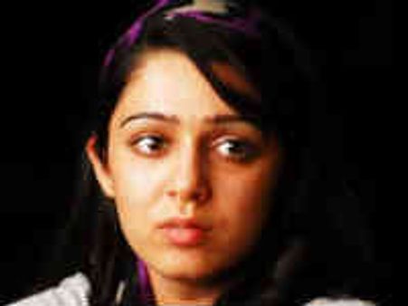 చార్మి 'మంగళ' చూసారా? రివ్యూ రాసి పంపండి