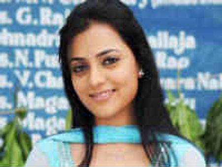 కాజల్ చెల్లి నిషా అగర్వాల్ కు మరో పెద్ద ఛాన్స్