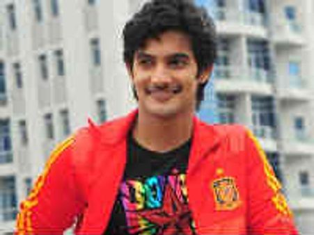 నాన్న నా నటనకు పాస్ మార్కులు వేసారు