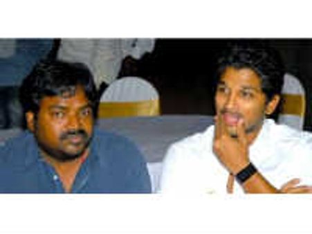 బన్నీని సరికొత్తగా చూపించనున్న జూ ఎన్టీఆర్ 'శక్తి' డైరెక్టర్..!?