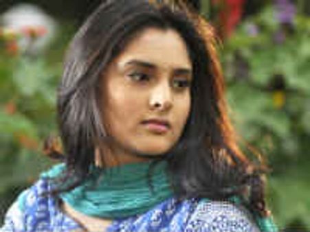 స్టార్ ఇమేజ్ ఉన్న రామ్ చరణ్ గర్ల్ ఫ్రెండ్ సంచలన ప్రకటన...!